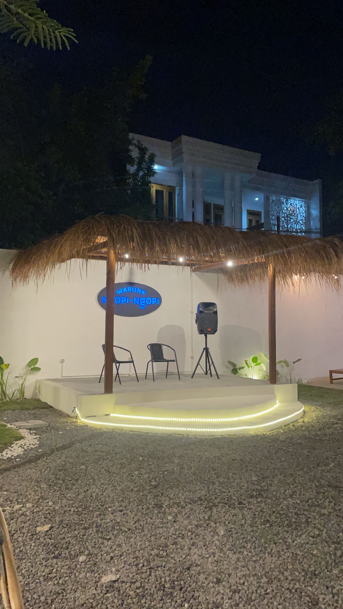  thiết kế quán cafe sân vườn acoustic phong cách Đà Lạt